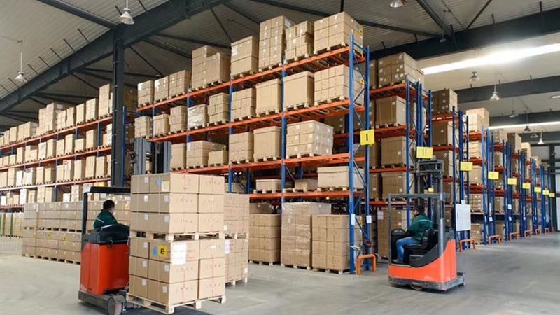 阁楼货架报价，安装费用包含在内吗？**